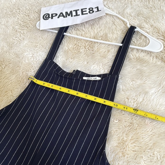 BLEUH CIEL Women’s Pinstriped Cropped Wide Leg Black Jumpsuit Size L EUC - Picture 5 of 11